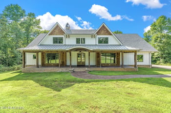 8675 Emerson Way, Powell, TN 37849
