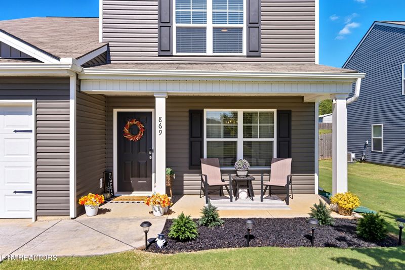 869 Old Towne Loop Dr, Seymour, TN 37865