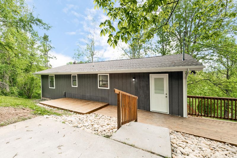 869 Sugar Loaf Rd, Sevierville, TN 37876