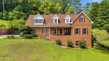 870 Pioneer Dr, Seymour, TN 37865