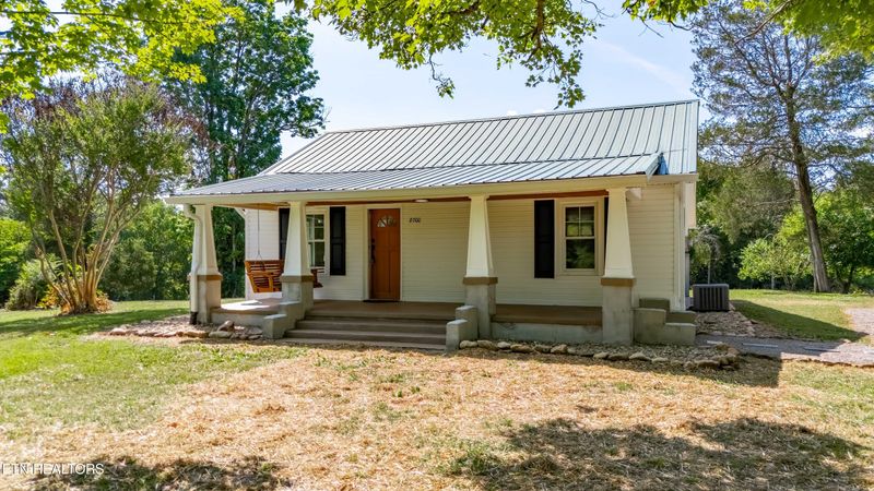 8700 Curtis Rd, Knoxville, TN 37914