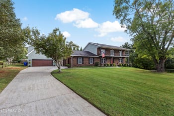 8702 Terri Cir, Knoxville, TN 37923