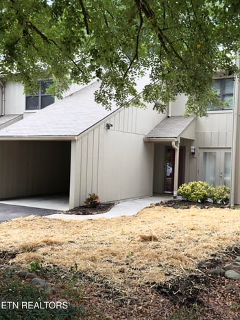 8705 Olde Colony Tr, Knoxville, TN 37923