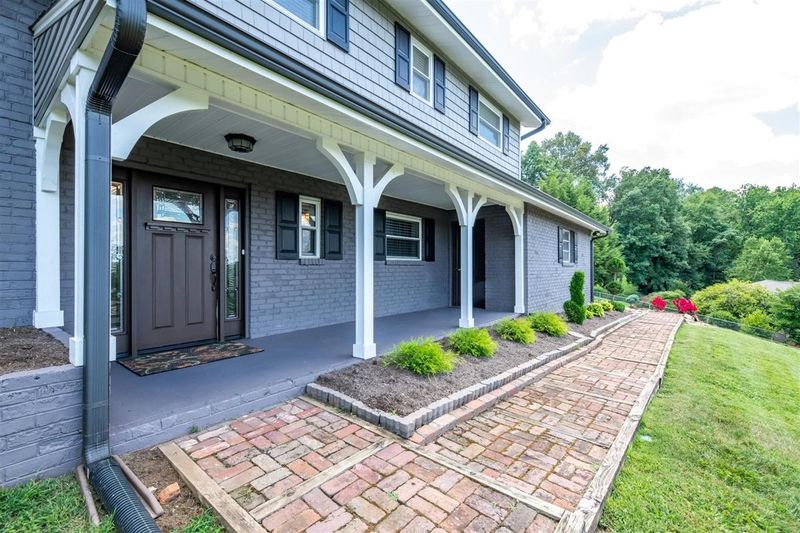 8708 SW Kingsridge Dr, Knoxville, TN 37923