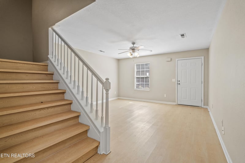 8709 Mowbray Way, Knoxville, TN 37923