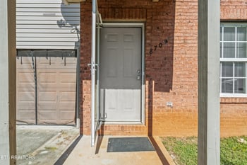 8709 Mowbray Way, Knoxville, TN 37923