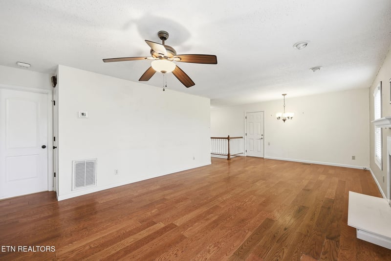 8709 Olde Colony Tr #18, Knoxville, TN 37923