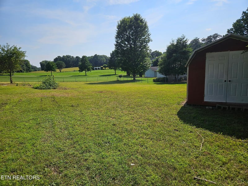 871 N Old Grey Ridge Rd, Friendsville, TN 37737