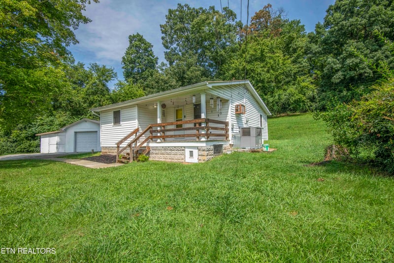 8713 Old Maynardville Pike, Knoxville, TN 37938