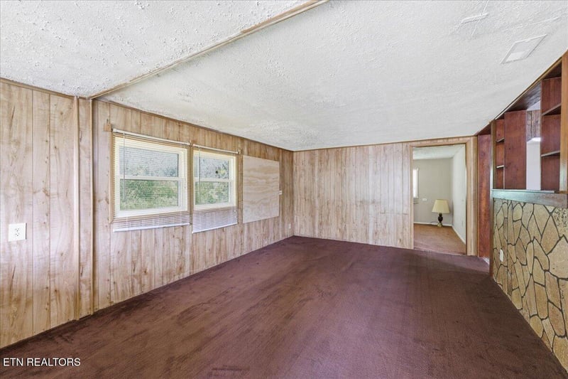 8715 Old Maynardville Pike, Knoxville, TN 37938