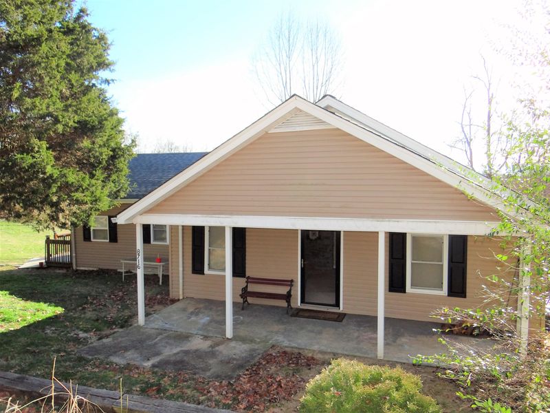 8716 Oaks Rd, Knoxville, TN 37938