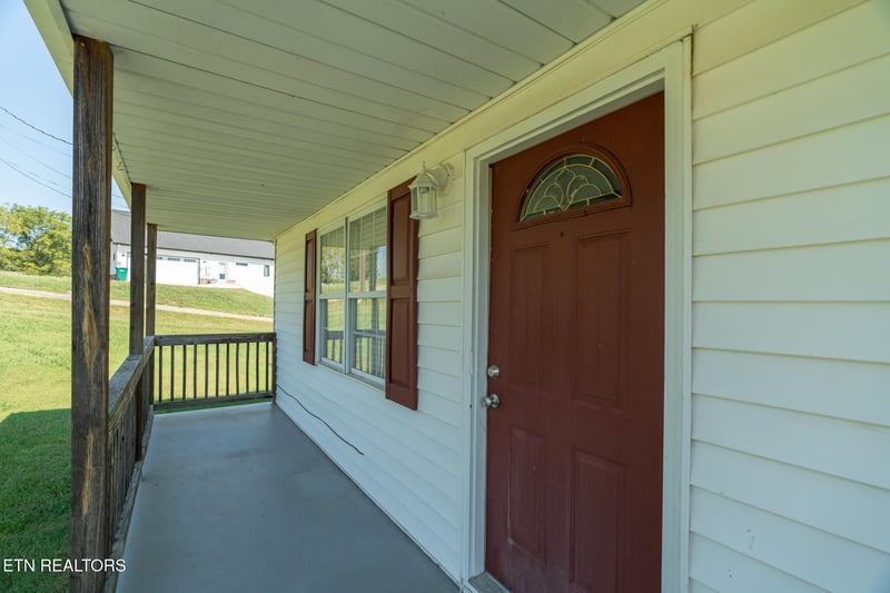 8718 Ventis Ln, Powell, TN 37849