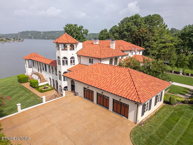 8719 Inlet Dr, Knoxville, TN 37922