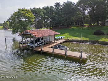 8719 Inlet Dr, Knoxville, TN 37922