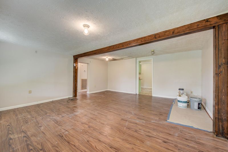 872 Red Fox Ave, Morristown, TN 37813
