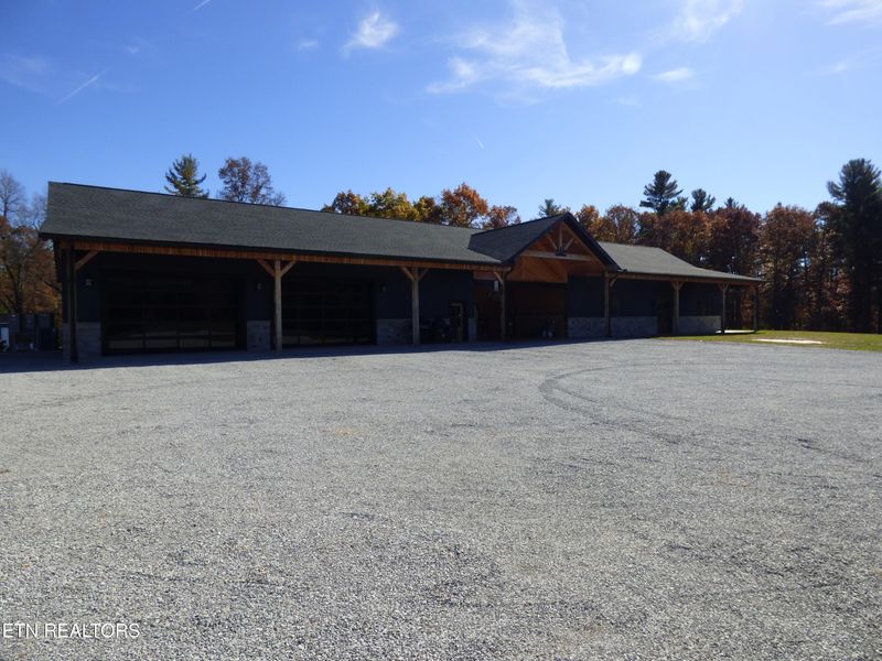 873 S Old Mail Rd, Crossville, TN 38572