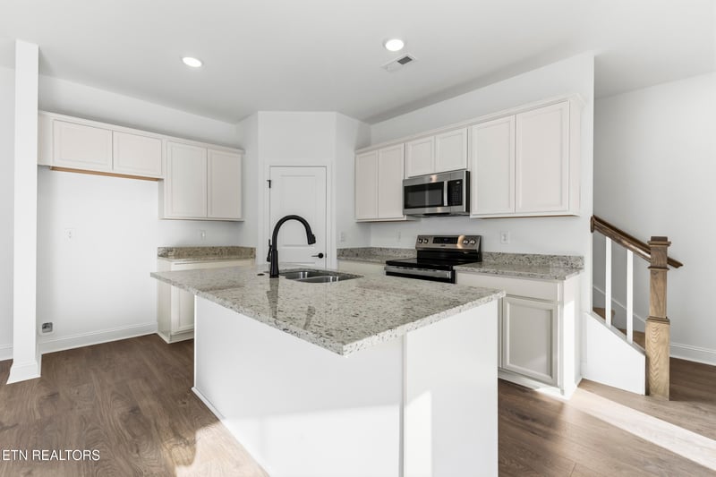 8731 Chapman Trace Way, Knoxville, TN 37920