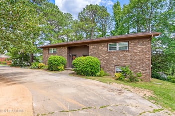 8736 Gleason Dr, Knoxville, TN 37923