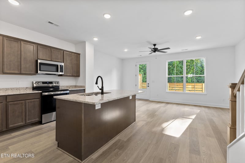 8737 Chapman Trace Way, Knoxville, TN 37920