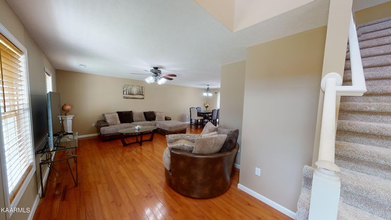 874 Hemlock Cir, Morristown, TN 37814
