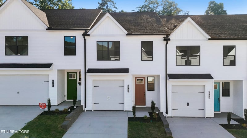 8743 Chapman Trace Way, Knoxville, TN 37920