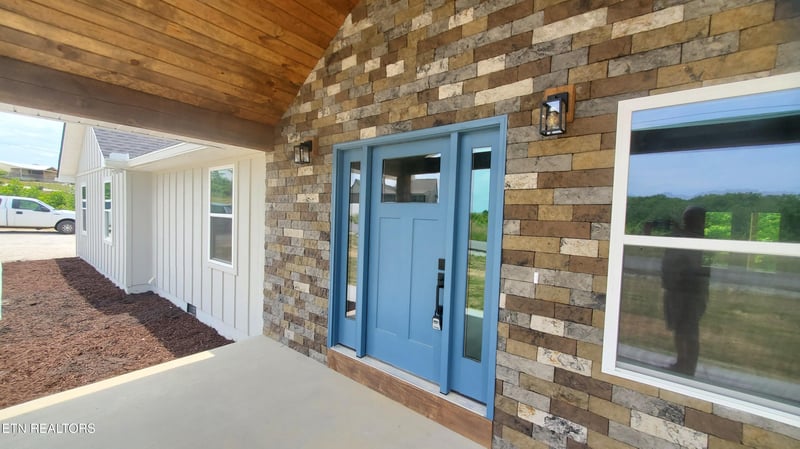 875 Elb Private Dr, Huntsville, TN 37756