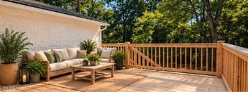8752 Gleason Dr, Knoxville, TN 37923