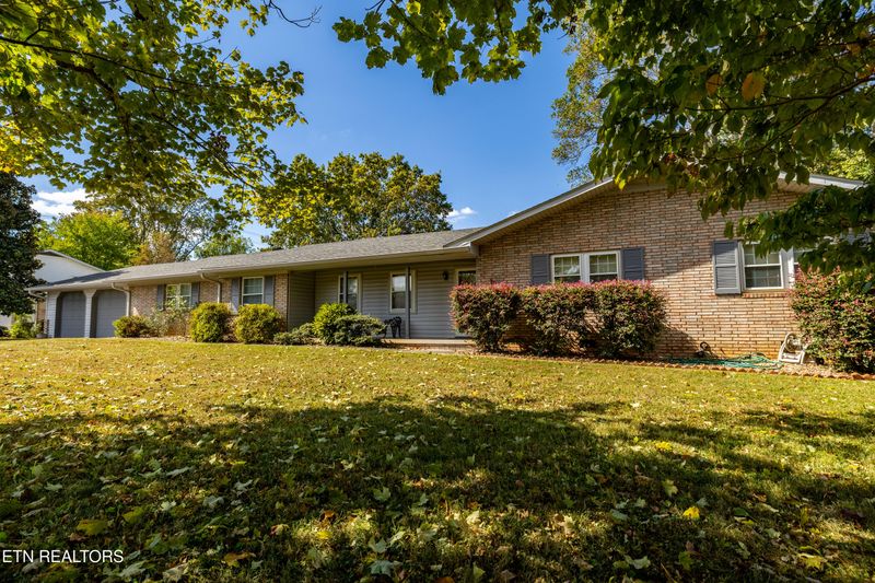876 W Cunningham St, Alcoa, TN 37701