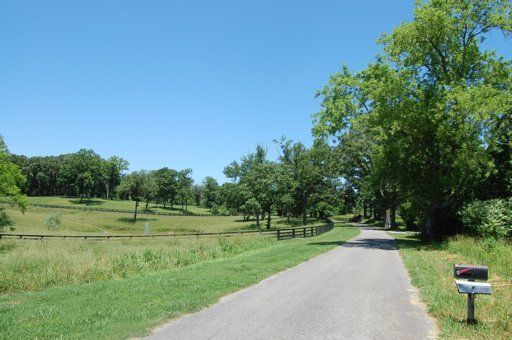 8779 Huffs Ferry Rd, Loudon, TN 37774