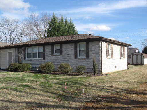 878 Ford St, Alcoa, TN 37701