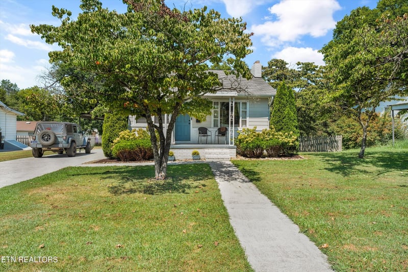 879 Birch St, Alcoa, TN 37701