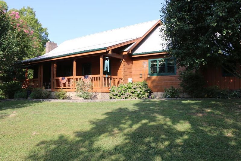880 County Road 110, Athens, TN 37303