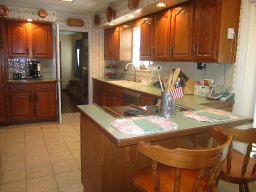 8801 Mallow Dr, Knoxville, TN 37922