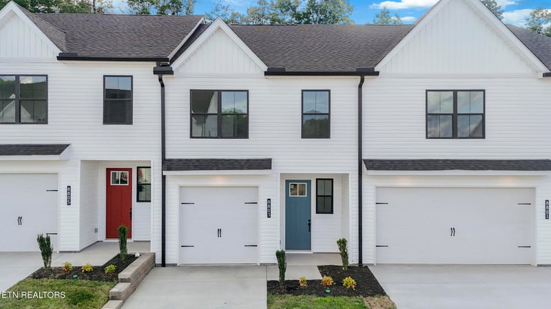 8803 Chapman Trace Way, Knoxville, TN 37920