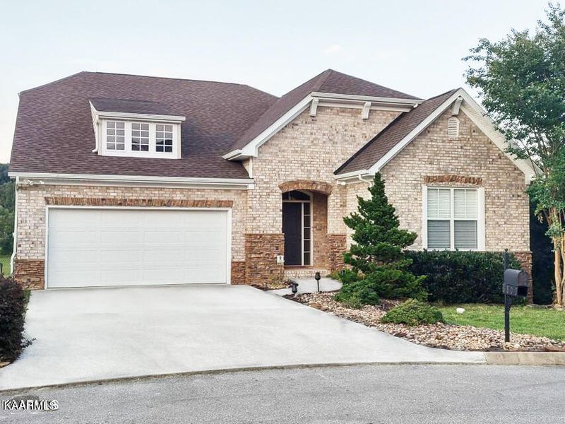 8803 Wavetree Dr, Knoxville, TN 37931