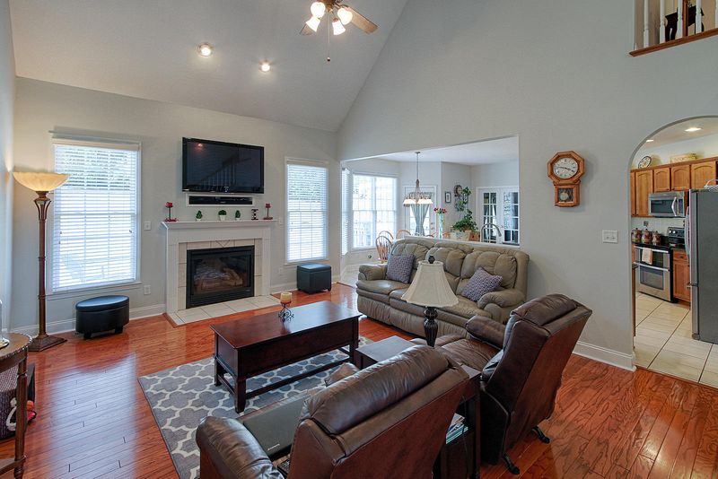8805 Brookhaven Dr, Knoxville, TN 37931