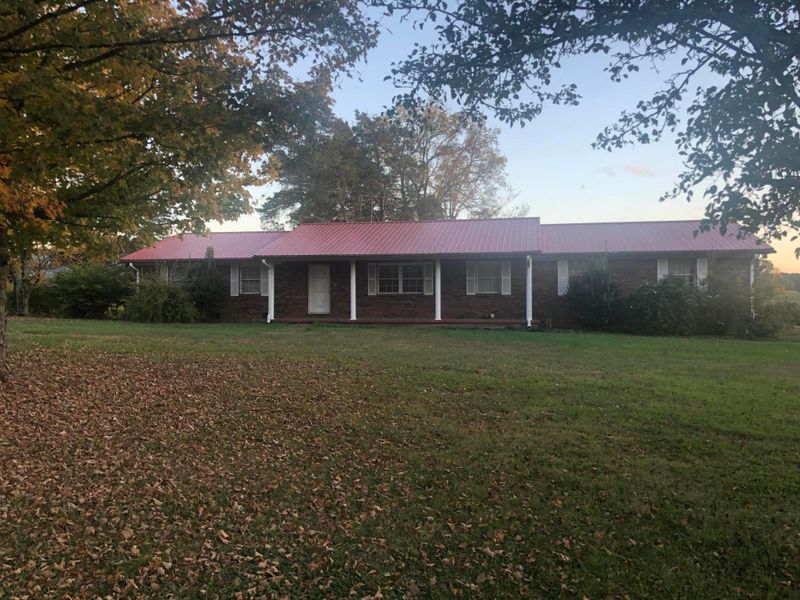 8808 E Emory Rd, Corryton, TN 37721