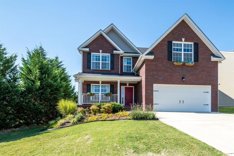 8808 Wavetree Dr, Knoxville, TN 37931