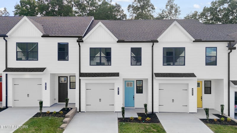 8811 Chapman Trace Way, Knoxville, TN 37920