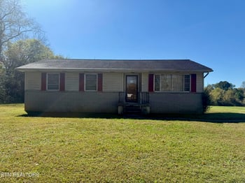 8816 N Ruggles Ferry Pike, Strawberry Plains, TN 37871