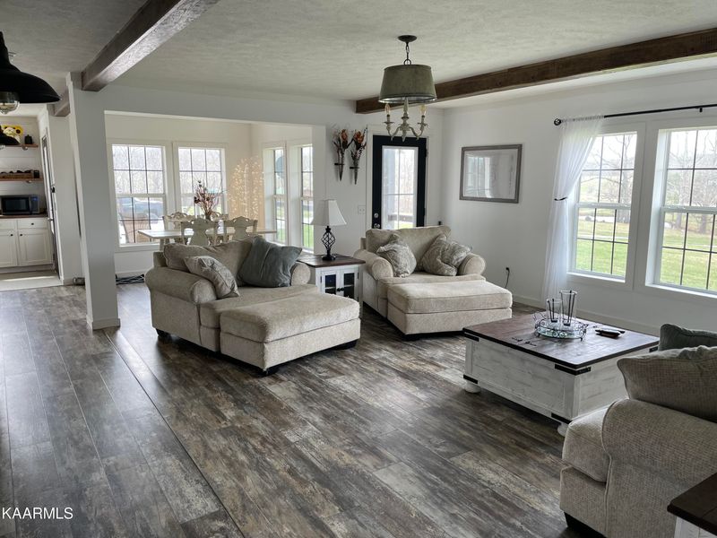 882 Jurgins Rd, Robbins, TN 37852
