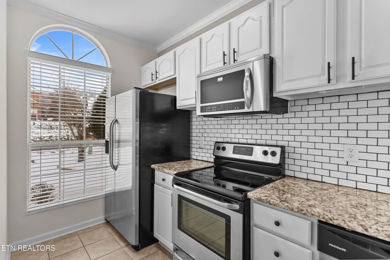 8824 Lennox View Way, Knoxville, TN 37923