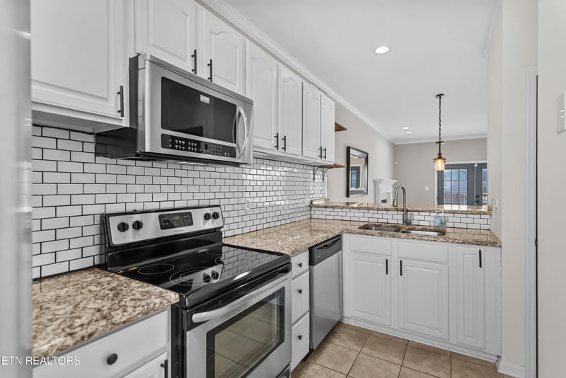 8824 Lennox View Way, Knoxville, TN 37923
