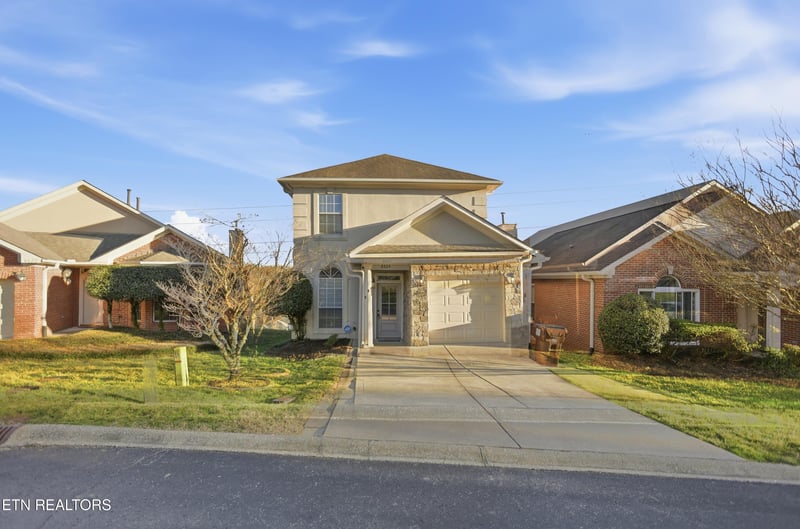8824 Lennox View Way, Knoxville, TN 37923