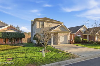 8824 Lennox View Way, Knoxville, TN 37923