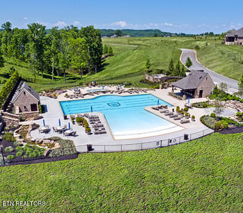 883 Navigator Dr, Lenoir City, TN 37772