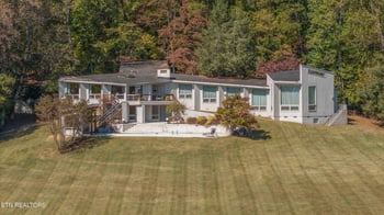 8832 Cove Point Ln, Knoxville, TN 37922