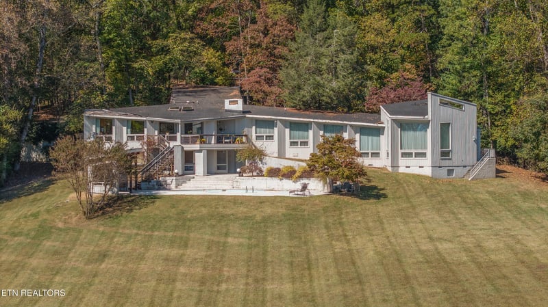 8832 Cove Point Ln, Knoxville, TN 37922