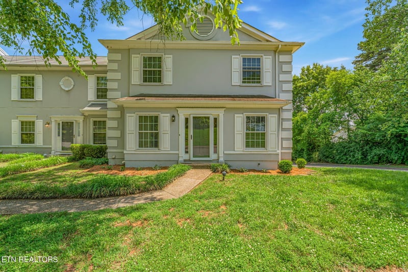 8839 Ashton Ct, Knoxville, TN 37923