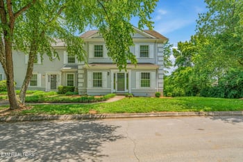 8839 Ashton Ct, Knoxville, TN 37923